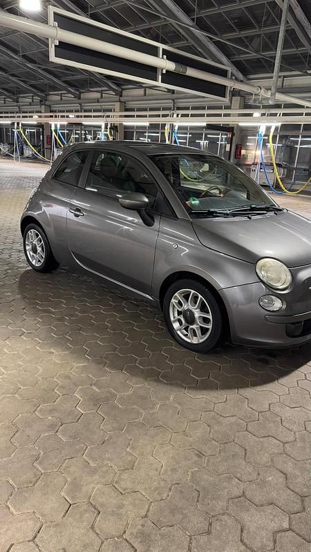 Silber Gebraucht 2010 Fiat 500 Kleinwagen | 2.899 € (Etwas zu teuer) - Bild 1/4