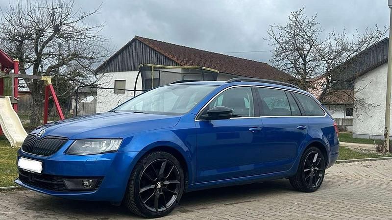 Gebraucht Skoda Octavia Style 150 PS (110 kW) 2015 Blau Kleinwagen