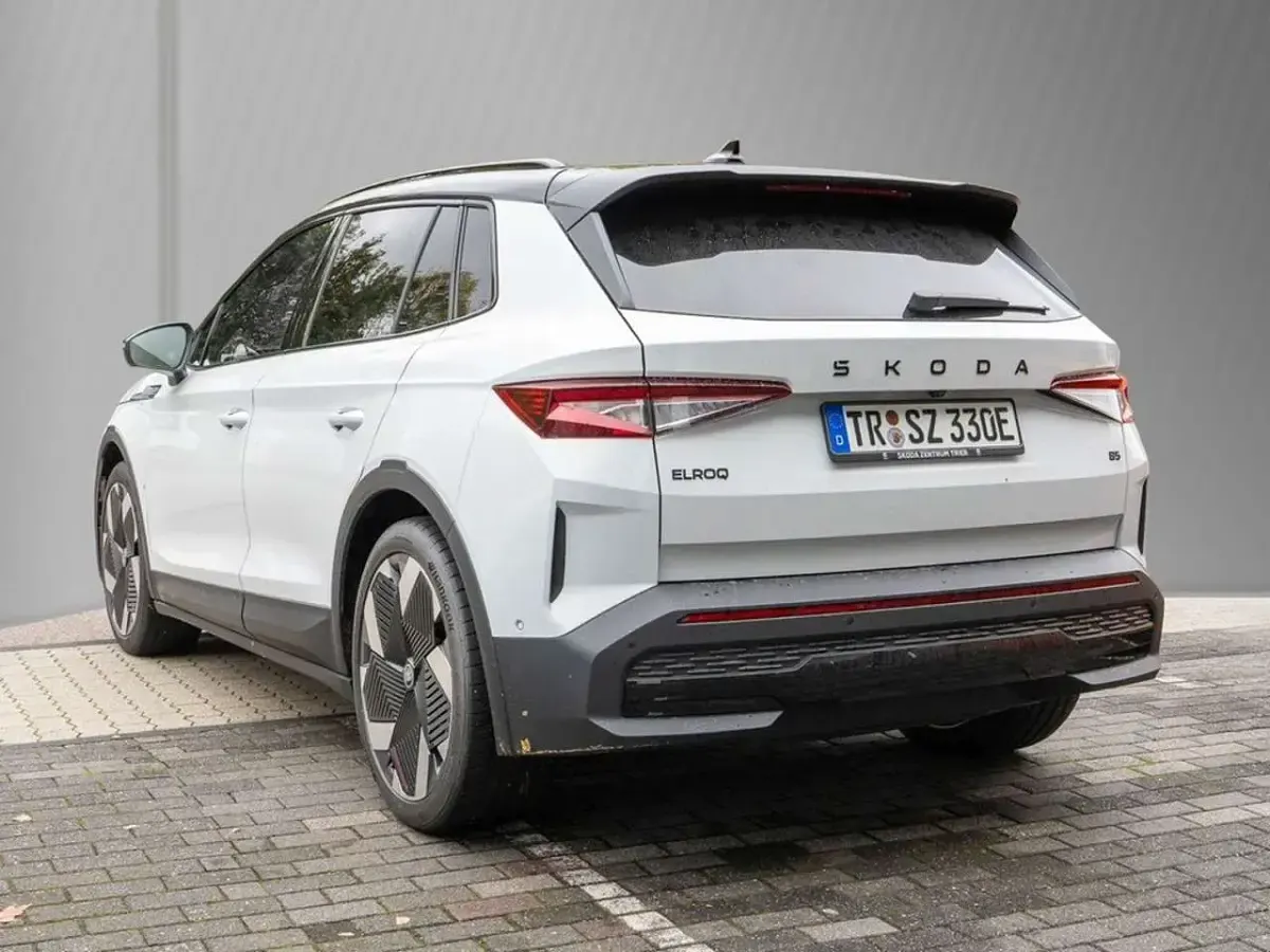 Gebraucht Skoda Elroq Lodge 210 kW (286 PS) 2025 Moonweiss metallic SUV