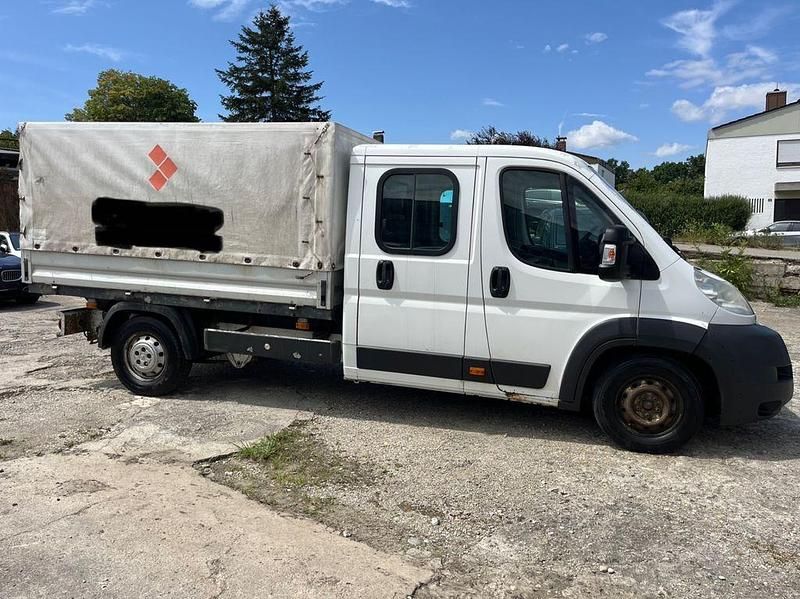 Gebraucht Peugeot Boxer 177 PS (130 kW) 2013 Weiß Van