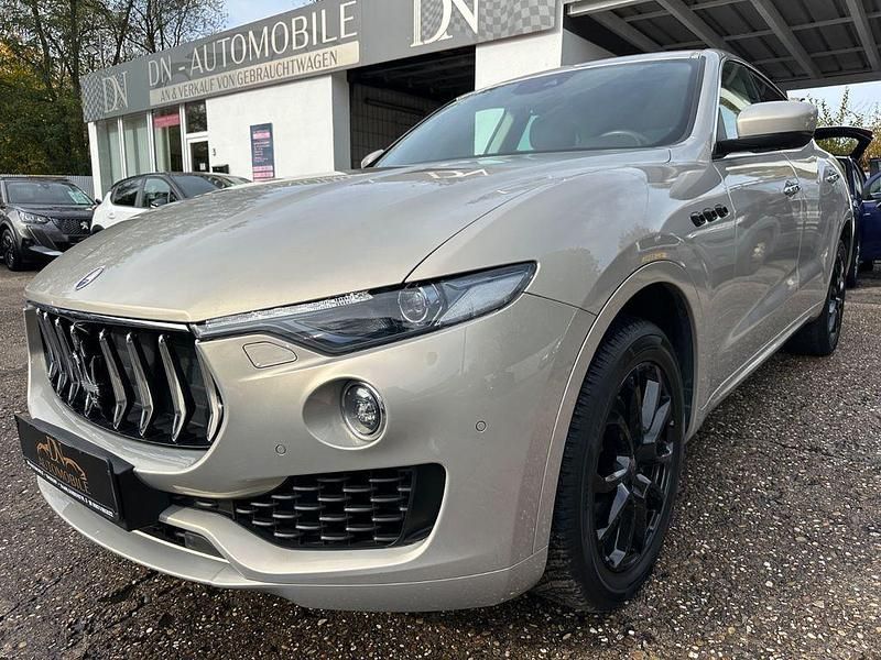 Gebraucht Maserati Levante 275 PS (202 kW) 2017 Silber SUV