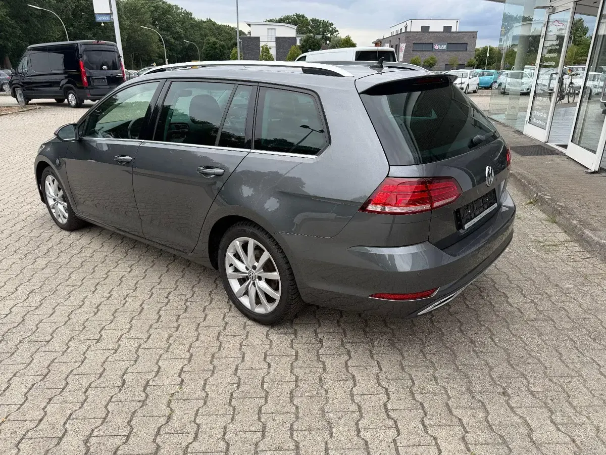 Gebraucht VW Golf VII Highline 150 PS (110 kW) 2019 Grau Kombi