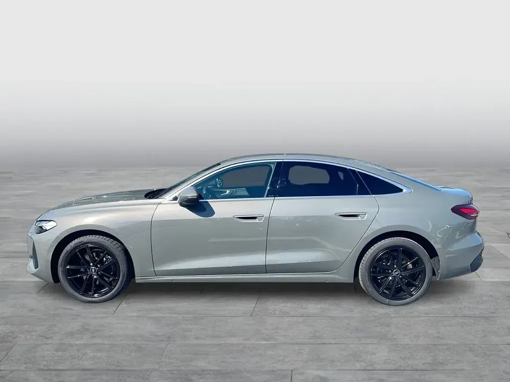Gebraucht Audi A5 Sport 204 PS (150 kW) 2025 Chronosgrau metallic Limousine