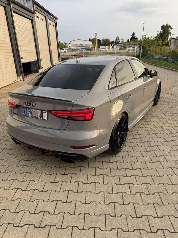 Gebraucht Audi RS3 400 PS (294 kW) 2018 Limousine