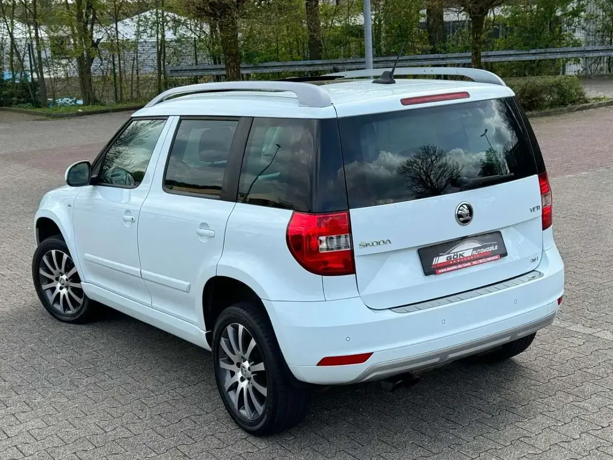 Gebraucht Skoda Yeti 140 PS (102 kW) 2015 Weiß SUV