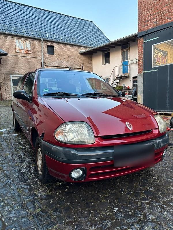 Gebraucht Renault Clio II 75 PS (55 kW) 1999 Rot Kleinwagen