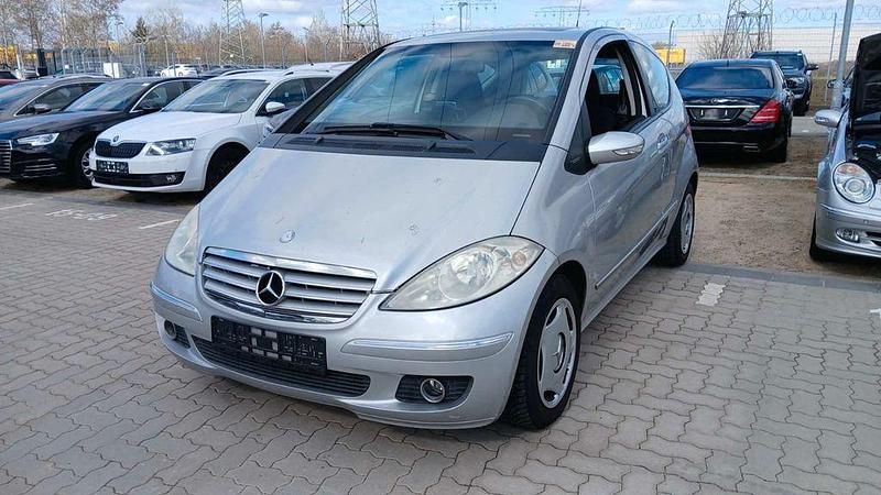 Gebraucht Mercedes A150 95 PS (69 kW) 2005 Silber Kleinwagen