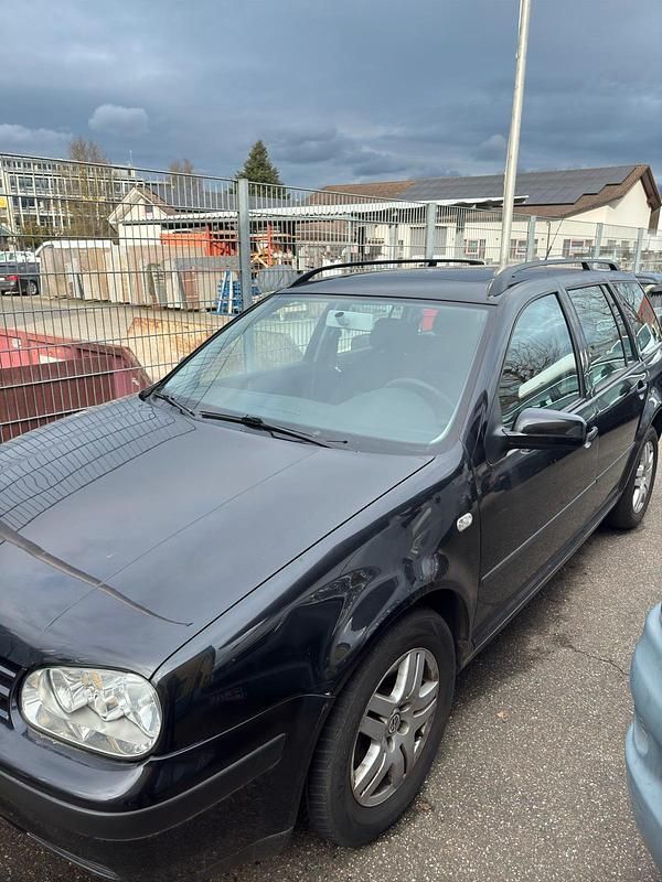 Gebraucht VW Golf IV 101 PS (74 kW) 2002 Schwarz Kombi