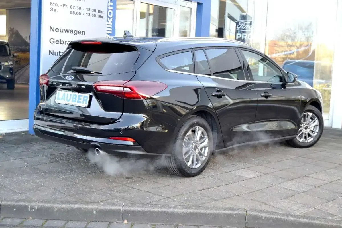 Nowe Ford Focus Titanium X 155 KM (114 kW) 2025 Czarny Kombi