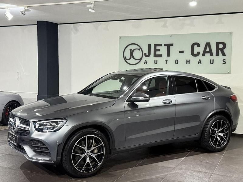 Selenitgrau metalliclack Gebraucht 2022 Mercedes GLC300 AMG Coupé | 39.900 € (Guter Preis) - Bild 1/4