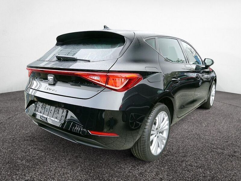 Gebraucht Seat Leon Style 150 PS (110 kW) 2024 Schwarz Limousine