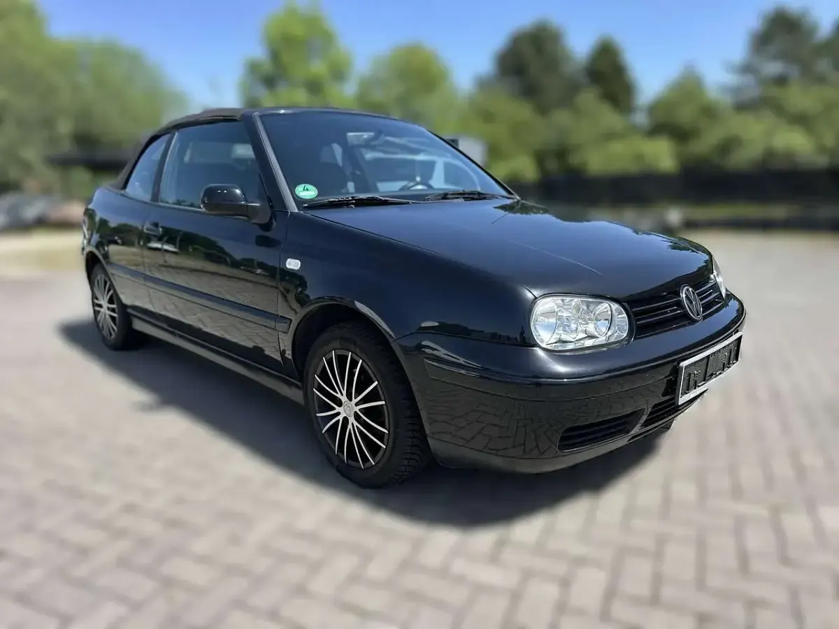 Gebraucht VW Golf 75 PS (55 kW) 1999 Schwarz Cabrio