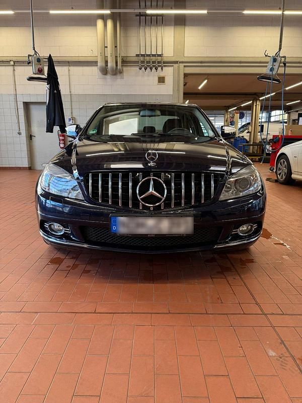 Violet Gebraucht 2008 Mercedes C230 Limousine | 8.500 € - Bild 1/4