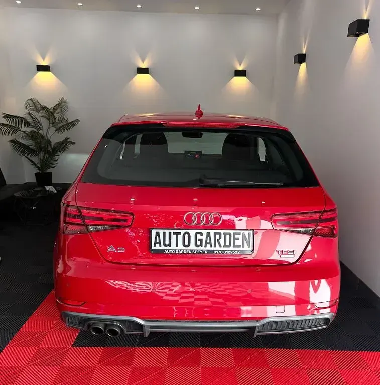 Gebraucht Audi A3 S-Line 150 PS (110 kW) 2016 Rot Kleinwagen