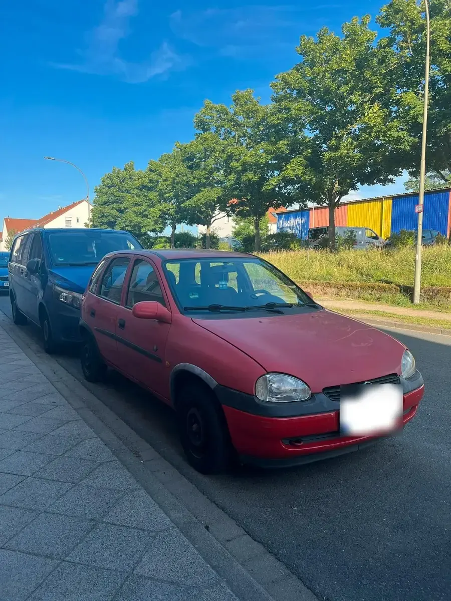Gebraucht Opel Corsa 65 PS (47 kW) 1998 Rot Kleinwagen