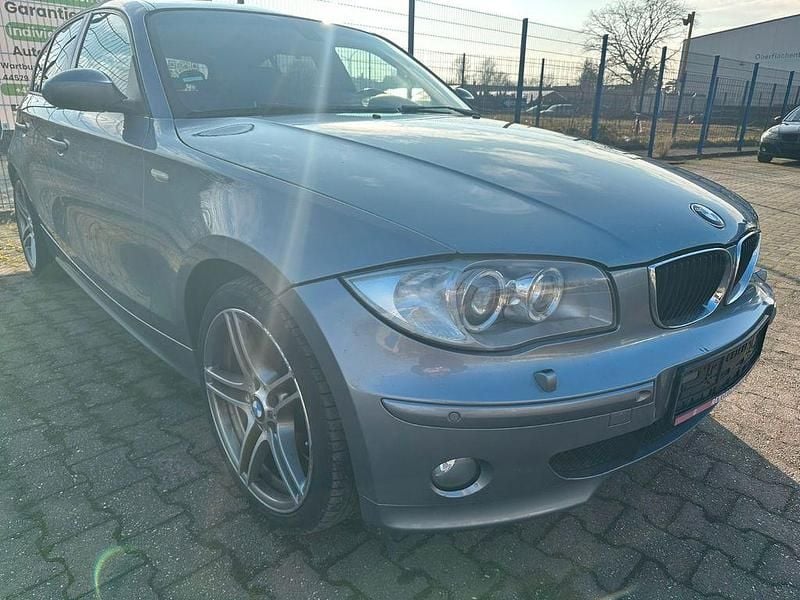 Blau Gebraucht 2006 BMW 120 Advantage Kleinwagen | 3.990 € (Guter Preis) - Bild 1/4