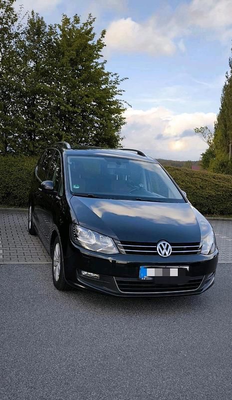 Gebraucht VW Sharan 140 PS (102 kW) 2012 Schwarz Van / Kleinbus