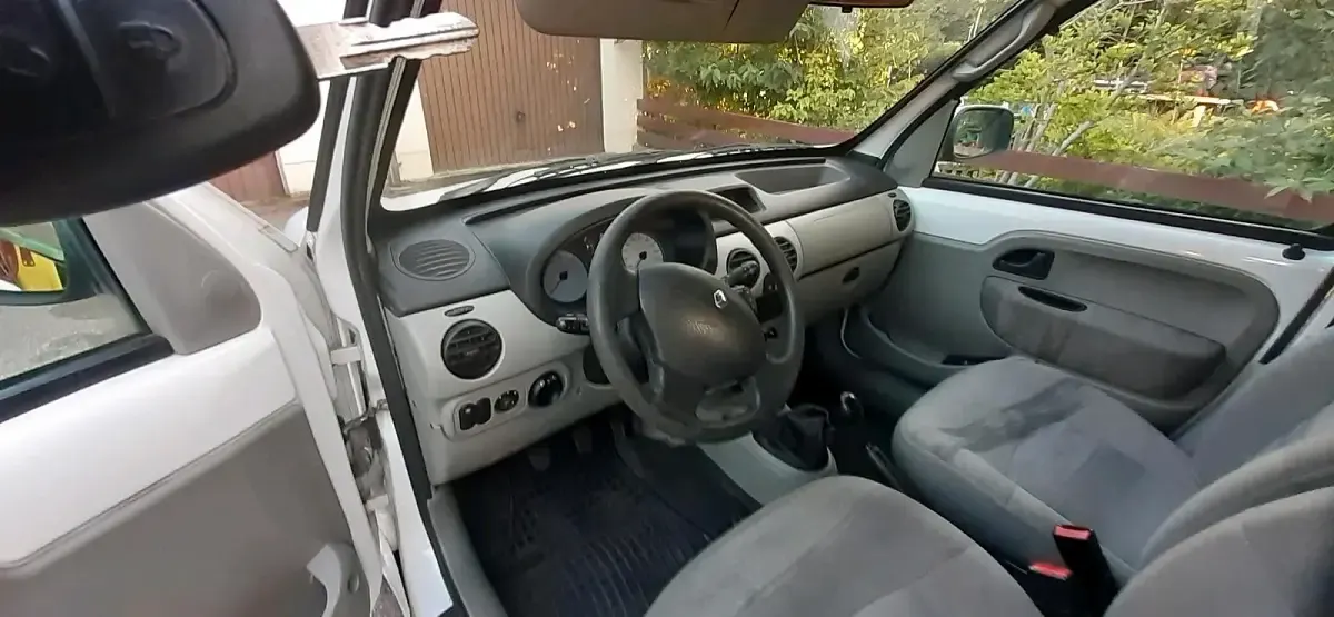 Gebraucht Renault Kangoo 95 PS (69 kW) 2005 Weiß Van / Kleinbus