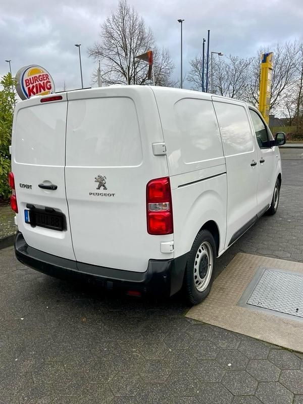 Gebraucht Peugeot Expert 90 PS (66 kW) 2022 Weiß Van