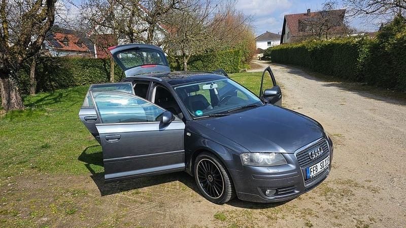 Grau Gebraucht 2006 Audi A3 Limousine | 3.999 € (Superpreis) - Bild 1/4