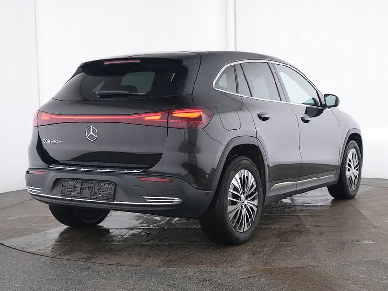 Gebraucht Mercedes EQA250+ Progressive 139 kW (190 PS) 2024 Schwarz SUV