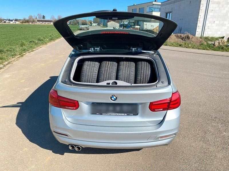 Gebraucht BMW 320 190 PS (139 kW) 2018 Silber Kombi