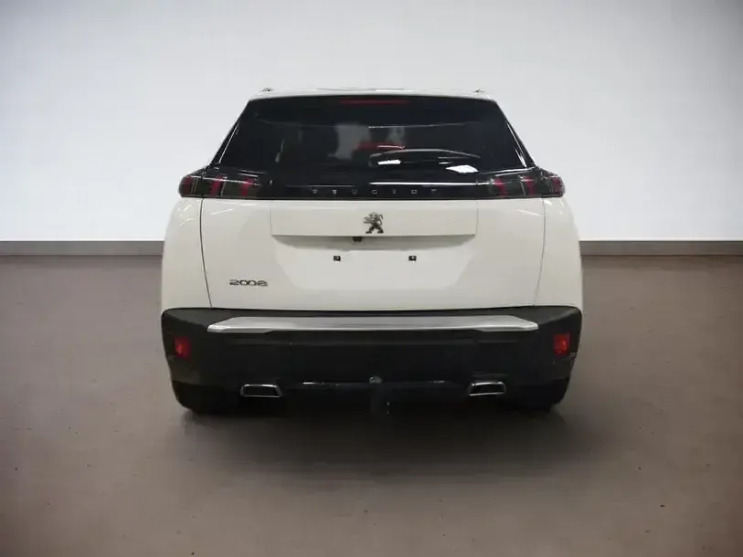 Gebraucht Peugeot 2008 Allure 131 PS (96 kW) 2022 Ewp  lack weiss banquise (metallic) SUV