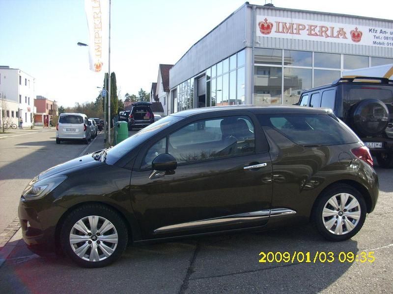 Gebraucht Citroën DS3 So Chic 99 PS (72 kW) 2015 Braun Kleinwagen