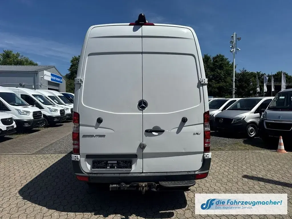 Gebraucht Mercedes Sprinter 163 PS (119 kW) 2018 Weiß Van