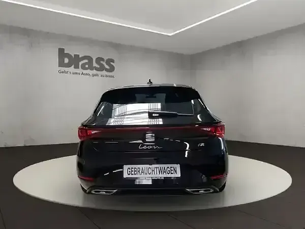 Gebraucht Seat Leon FR 150 PS (110 kW) 2025 Midnight schwarz metallic Limousine