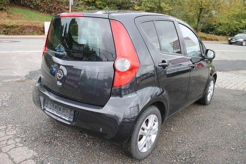 Gebraucht Opel Agila Edition 94 PS (69 kW) 2010 Schwarz Kleinwagen