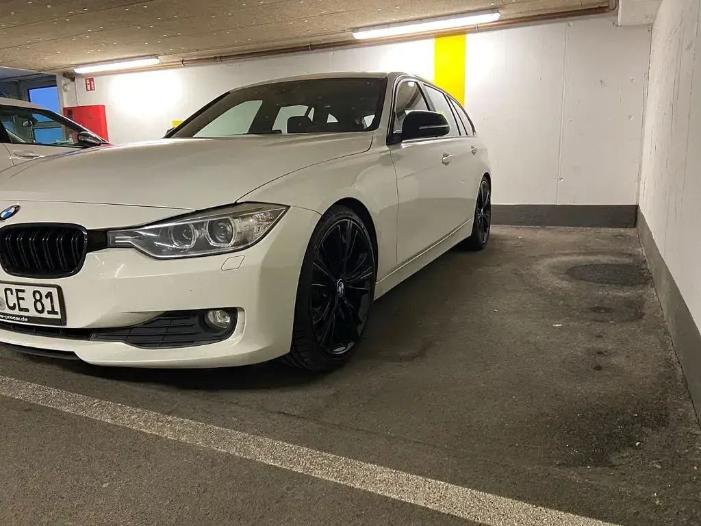 Second-hand BMW 320 Performance 184 CP (135 kW) 2012 Alb Break