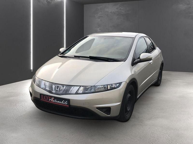 Silber Gebraucht 2008 Honda Civic Comfort Limousine | 4.990 € (Fairer Preis) - Bild 1/4