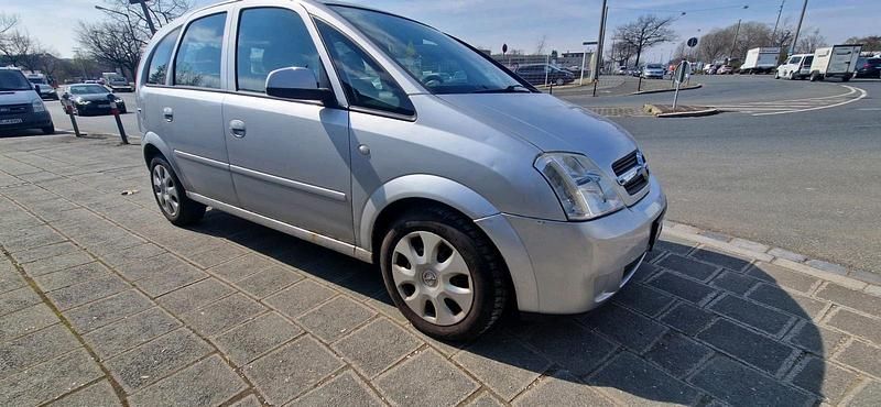 Gebraucht Opel Meriva 101 PS (74 kW) 2005 Silber Van / Kleinbus