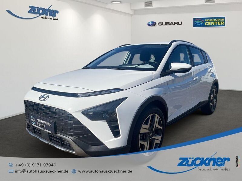 Polar white / sol Gebraucht 2021 Hyundai Bayon SUV | 17.990 € (Etwas zu teuer) - Bild 1/4