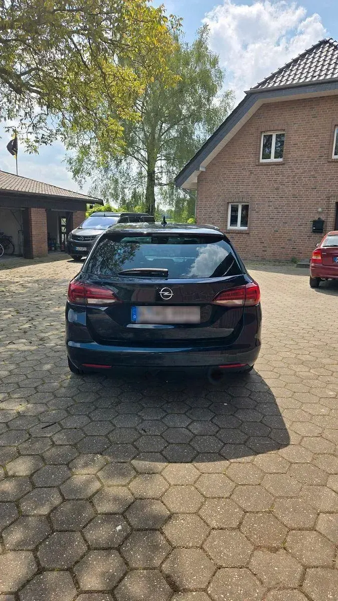 Gebraucht Opel Astra 136 PS (100 kW) 2019 Blau Kombi
