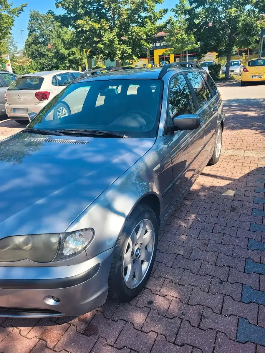 Gebraucht BMW 316 120 PS (88 kW) 2004 Grau Kombi