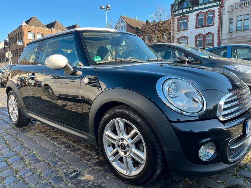 Schwarz Gebraucht 2012 Mini Cooper D Kleinwagen | 8.950 € (Fairer Preis) - Bild 1/4
