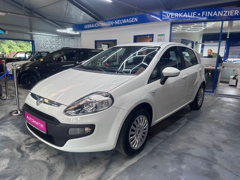 Weiß Gebraucht 2011 Fiat Punto Evo Dynamic Kleinwagen | 6.950 € - Bild 1/4
