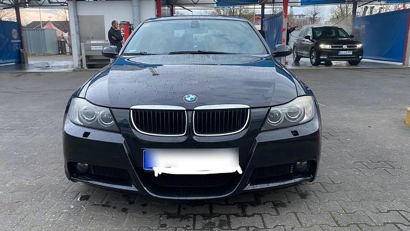 Gebraucht BMW 318 M Sport 143 PS (105 kW) 2008 Schwarz Limousine