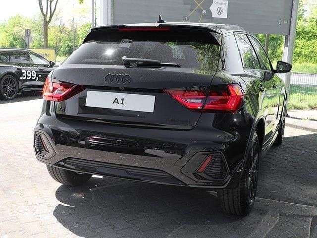 Ny Audi A1 S-Line 150 HK (110 kW) 2026 Sort SUV