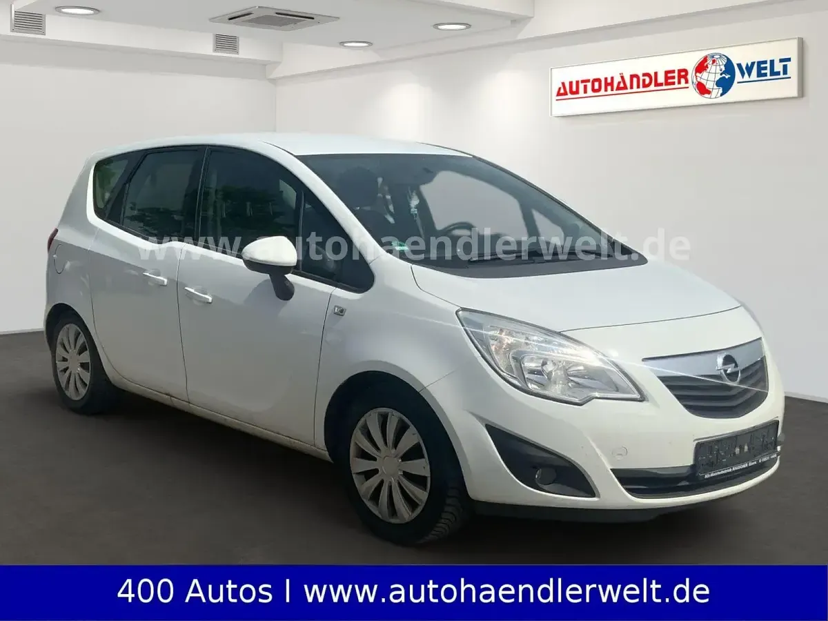 Gebraucht Opel Meriva Active 95 PS (69 kW) 2012 Weiß Van / Kleinbus