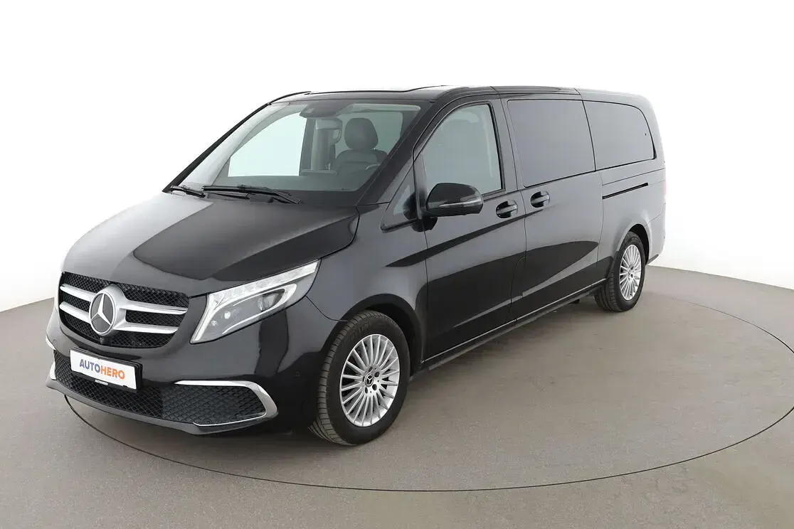 Gebraucht Mercedes V300 Avantgarde Edition 237 PS (174 kW) 2022 Van / Kleinbus