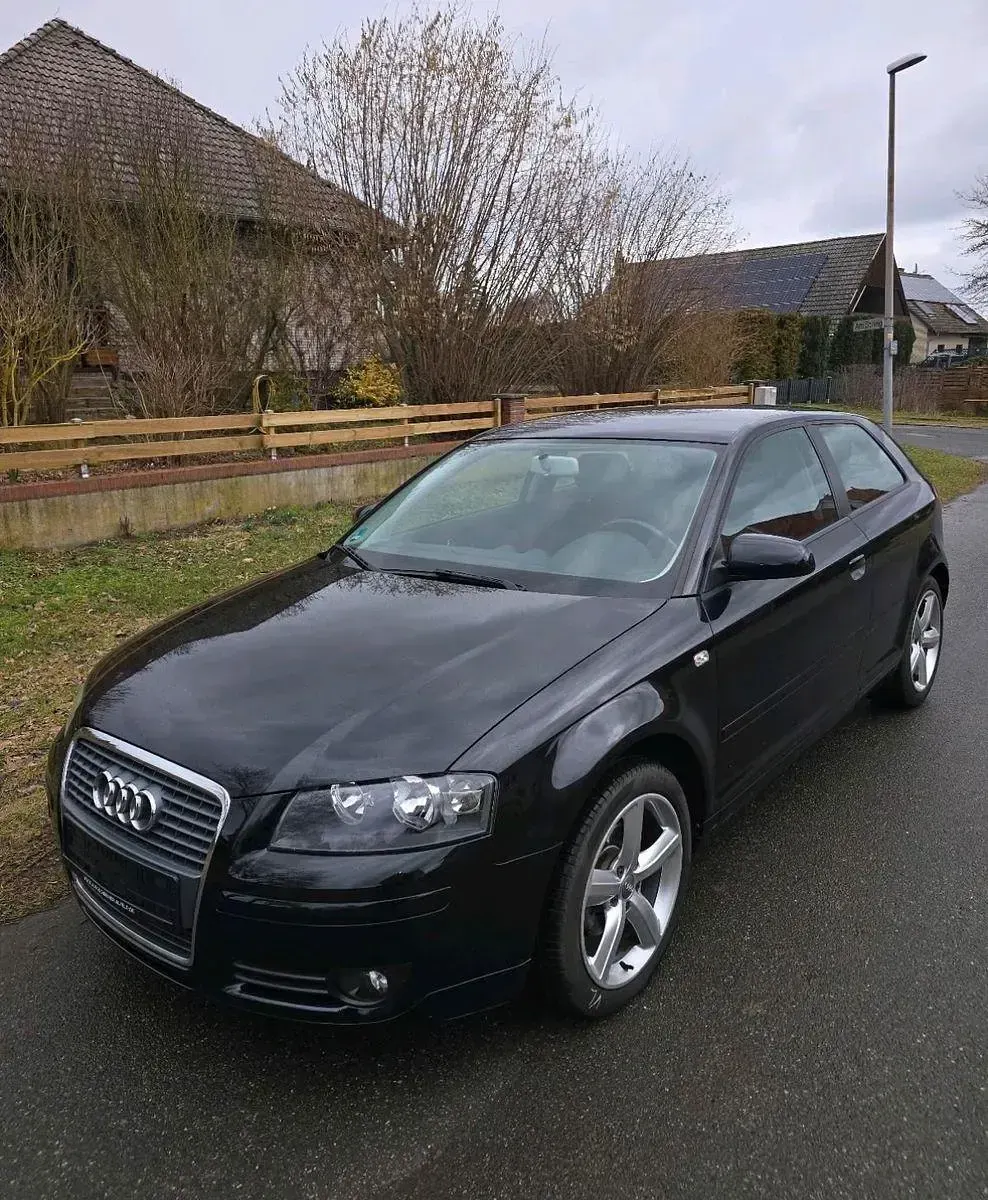Gebraucht Audi A3 102 PS (75 kW) 2007 Schwarz Kleinwagen