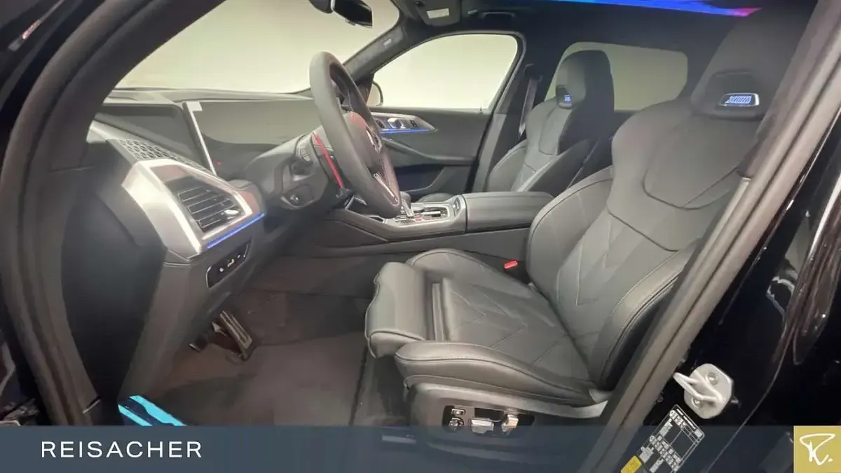 Neu BMW XM Performance 476 PS (350 kW) 2026 Saphirschwarz metallic SUV