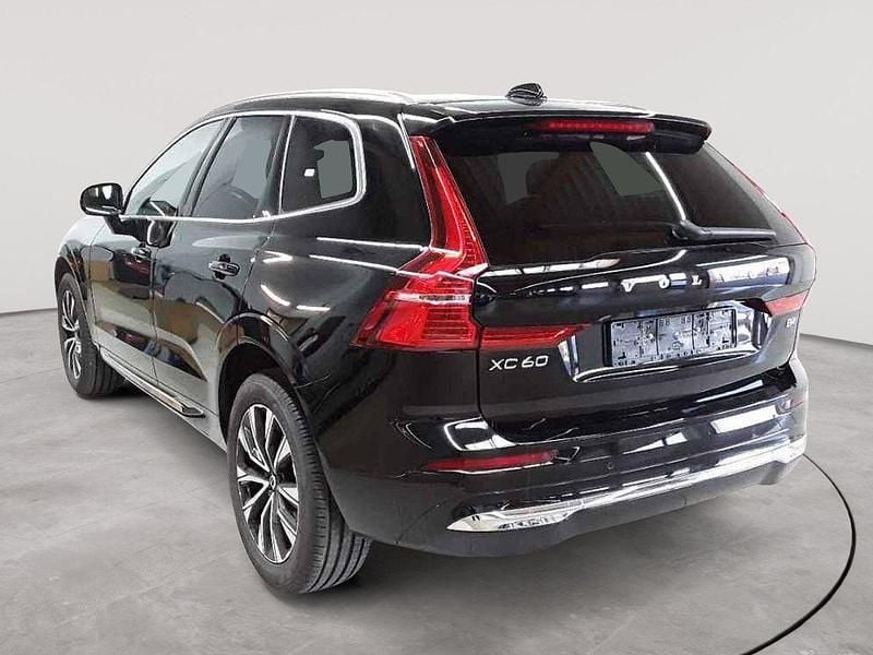Gebraucht Volvo XC60 Plus 197 PS (144 kW) 2022 Black stone SUV