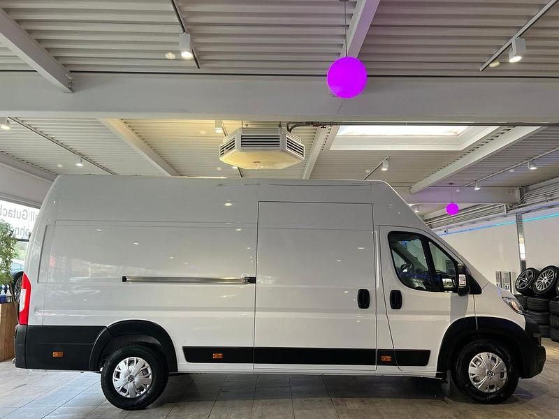Gebraucht Opel Movano 165 PS (121 kW) 2023 Weiß Van / Kleinbus