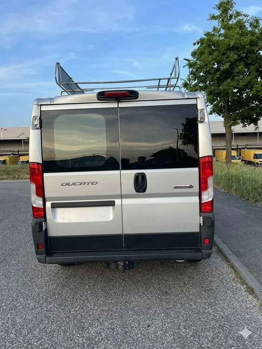 Gebraucht Fiat Ducato 150 PS (110 kW) 2019 Silber Van