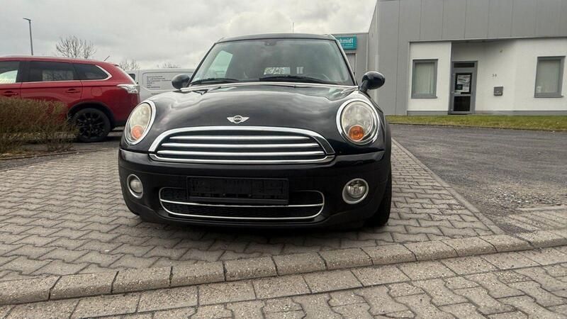 Schwarz Gebraucht 2009 Mini Cooper D Clubman Kombi | 3.250 € (Guter Preis) - Bild 1/4