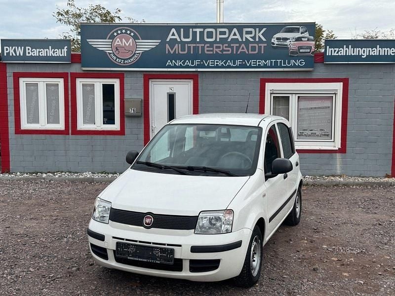 Weiß Gebraucht 2013 Fiat Panda Classica Kleinwagen | 3.750 € (Guter Preis) - Bild 1/4
